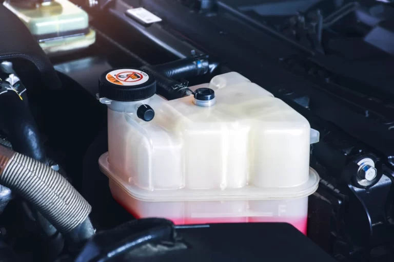 coolant reservoirs