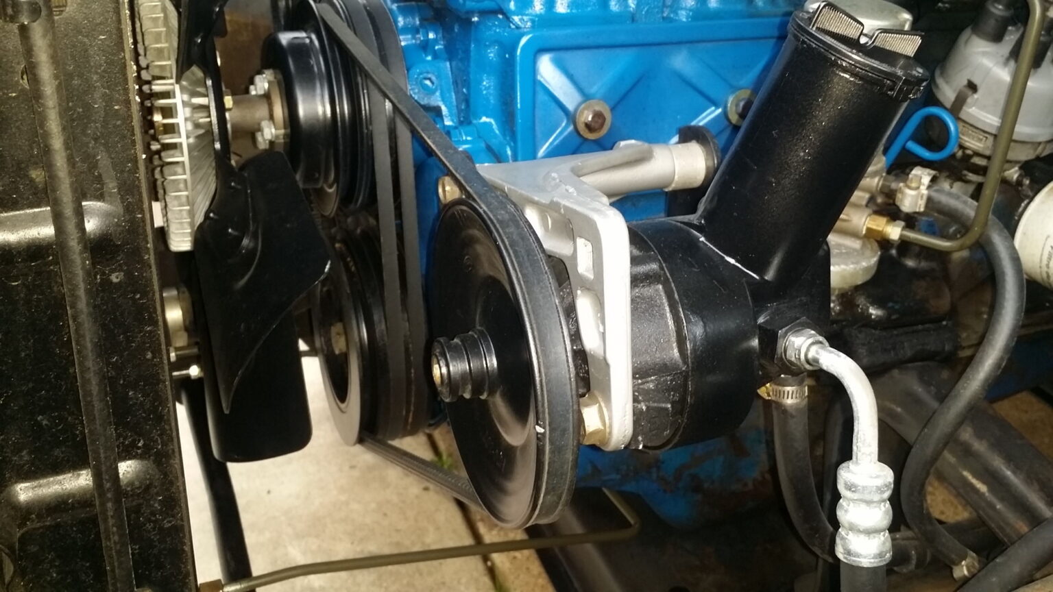 D40 Power Steering Pump	