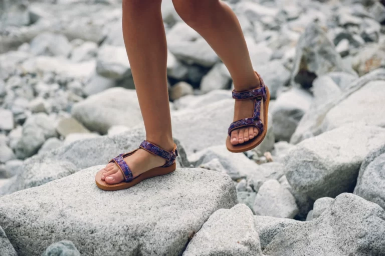 Why Should You Consider Wearing The Best Sandals For Seniors